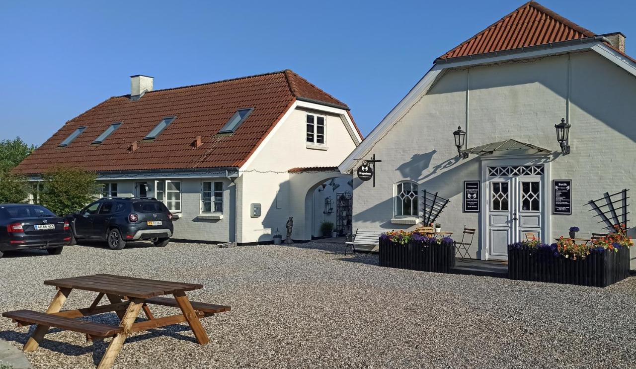 Dragondrum Bed&Breakfast Ullerslev Exterior foto